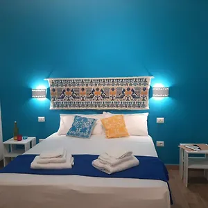  Maison d'hôtes Centro, Vacanze E Dintorni- Blue House